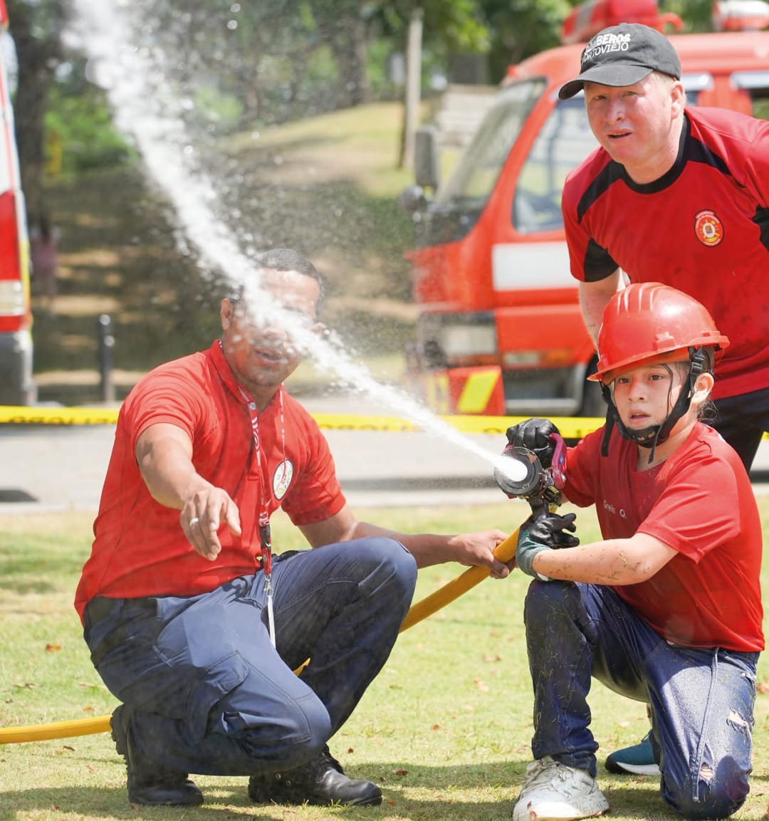 Operaciones de control de incendios