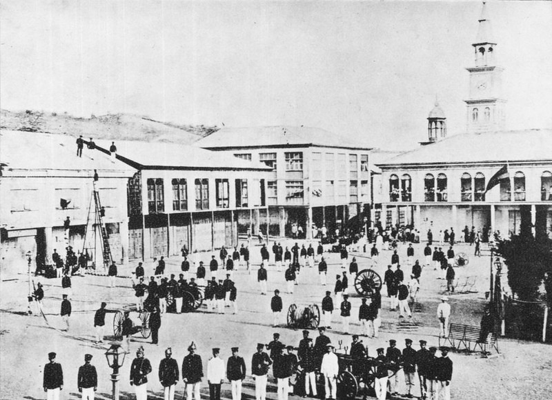 Ejercicio contra incendios del Cuerpo de Bomberos de Portoviejo en 1910